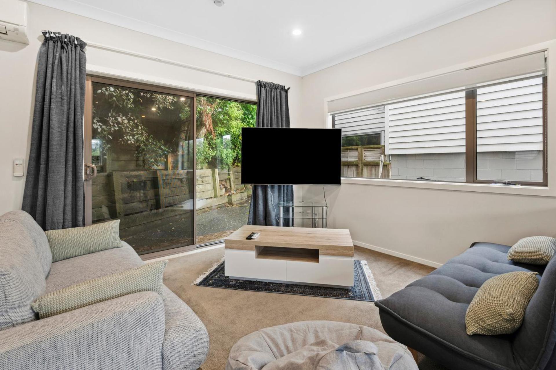Urban Sanctuary - Johnsonville Holiday Home Wellington Exterior foto